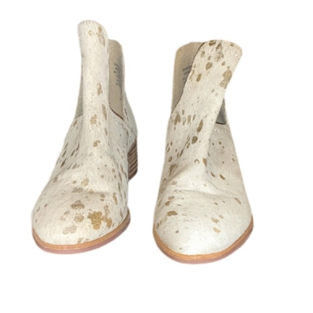 Coconuts by Matisse White and Gold Booties - Picture 3 of 5